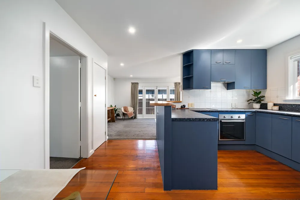 Photos of 24 Mappleton Avenue