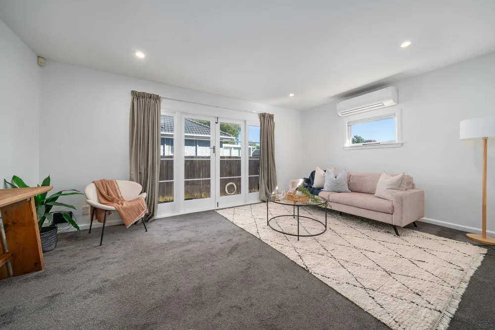 Photos of 24 Mappleton Avenue