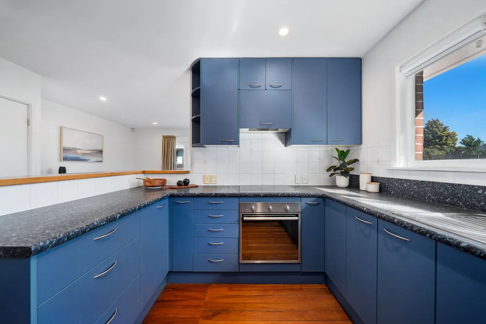 Photos of 24 Mappleton Avenue