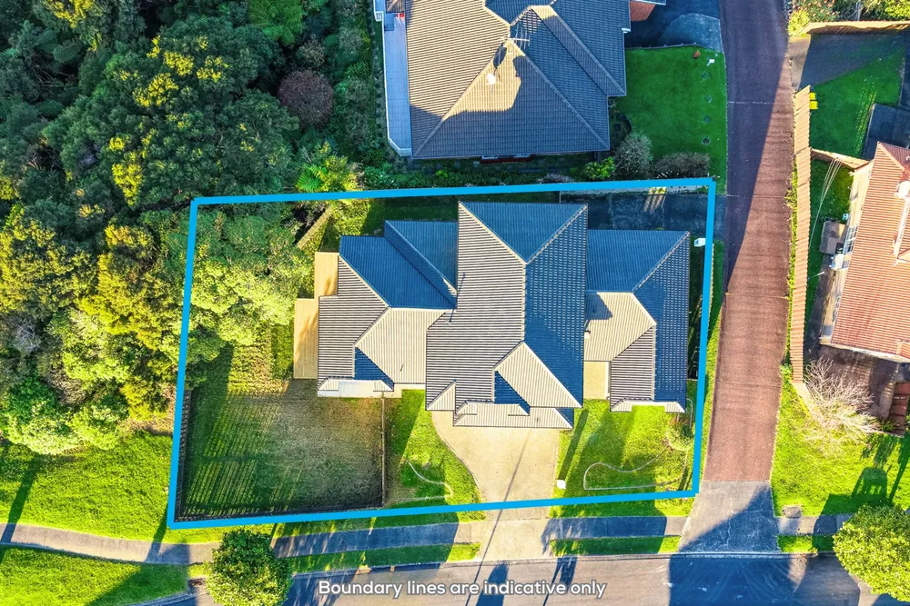 Photos of 18 Lorikeet Place