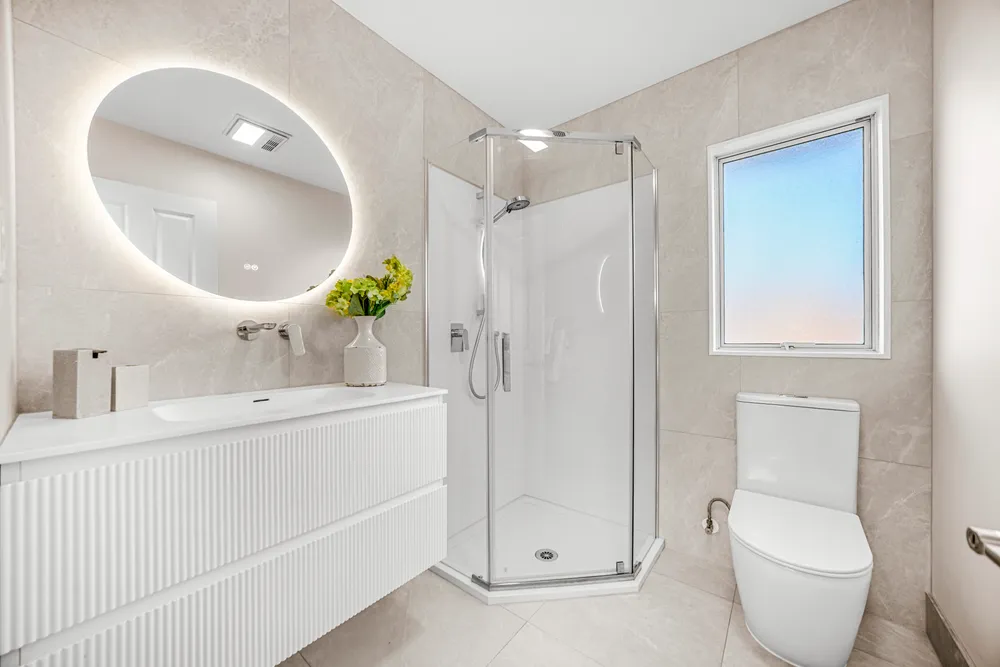 Photos of 18 Lorikeet Place