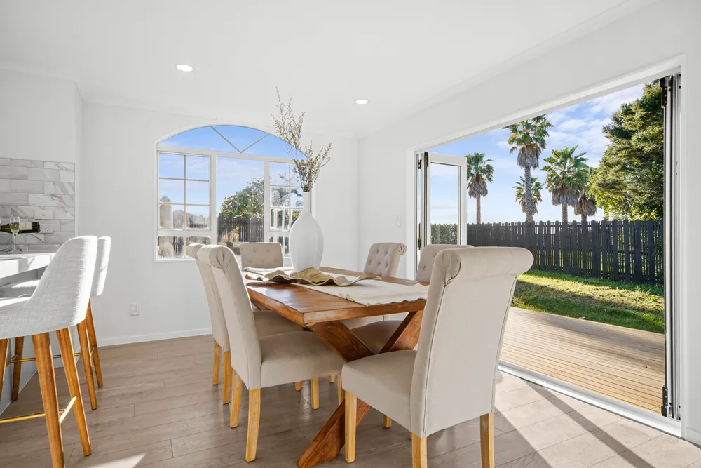 Photos of 18 Lorikeet Place