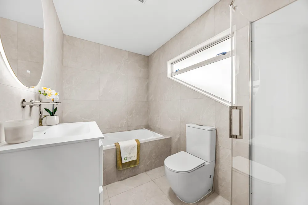 Photos of 18 Lorikeet Place
