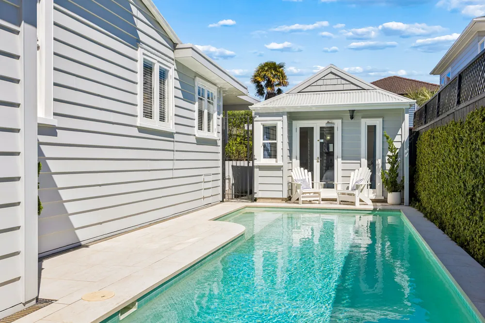 Photos of 5 Highwic Avenue