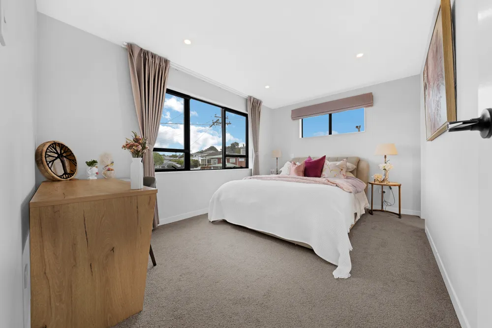 Photos of 16A Elliott Avenue
