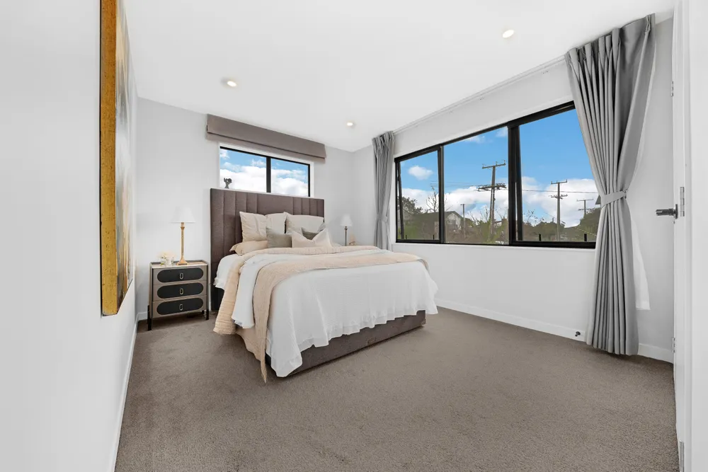 Photos of 16A Elliott Avenue