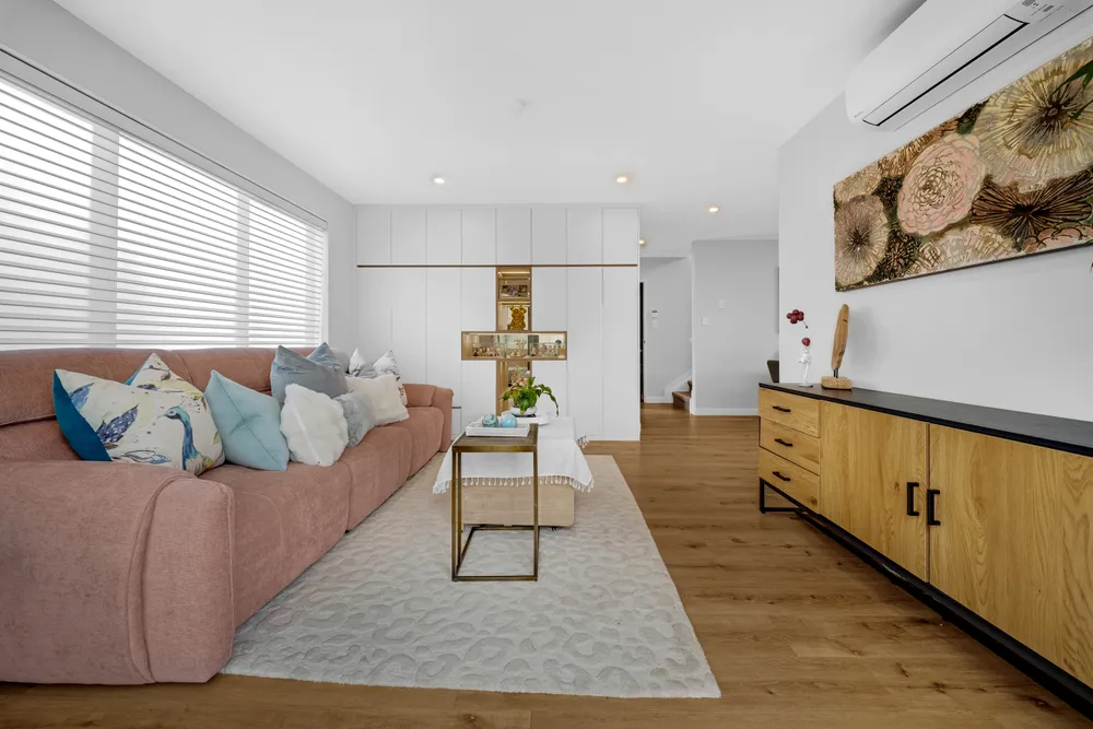 Photos of 16A Elliott Avenue