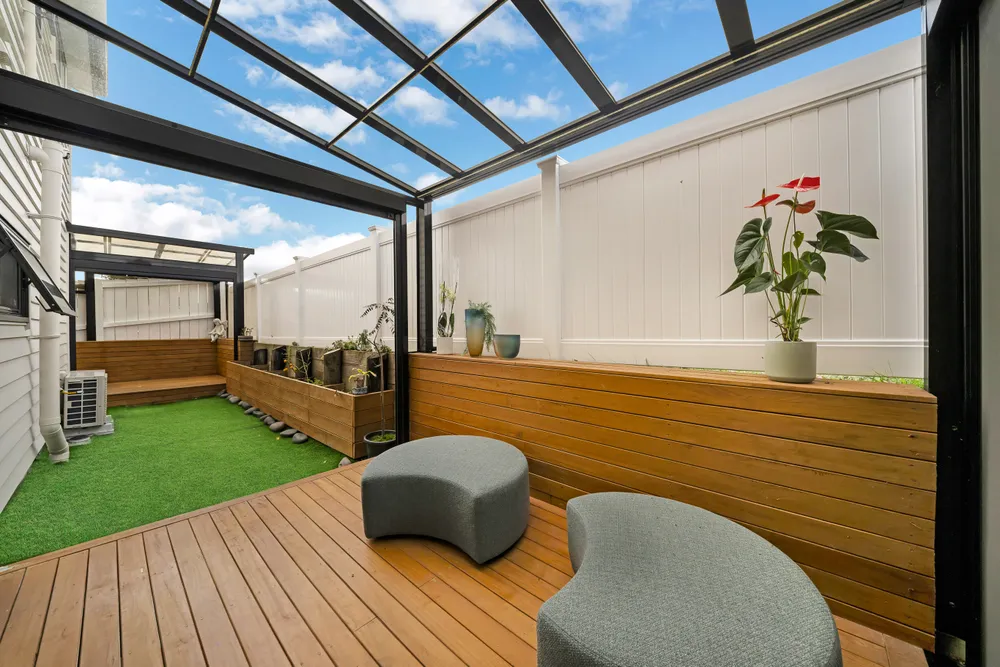 Photos of 16A Elliott Avenue
