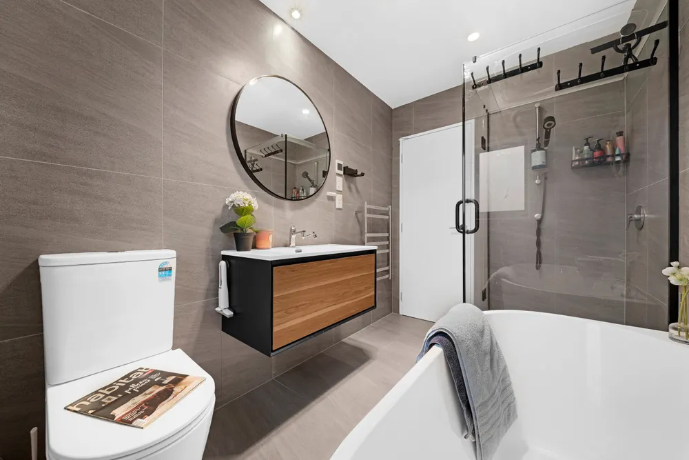 Photos of 16A Elliott Avenue