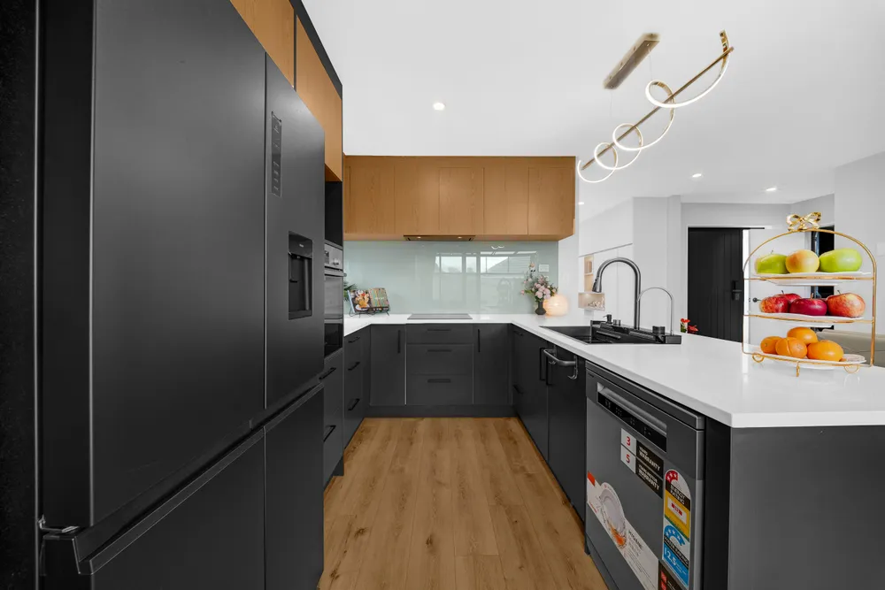 Photos of 16A Elliott Avenue