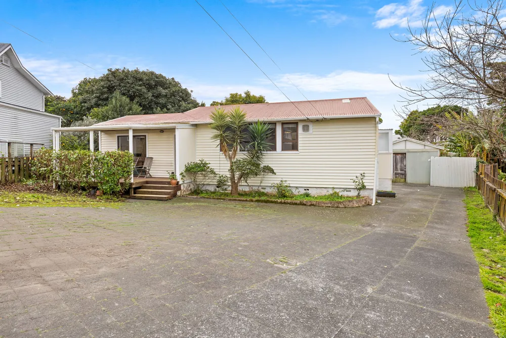 Photos of 13 Tuakana Street