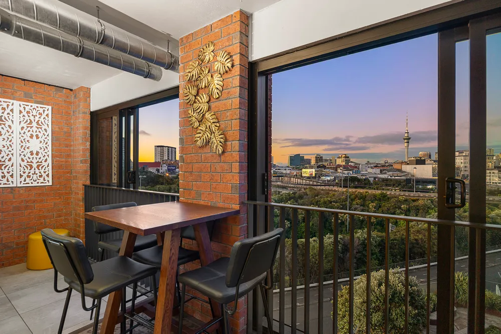 Photos of 414/59 France Street South