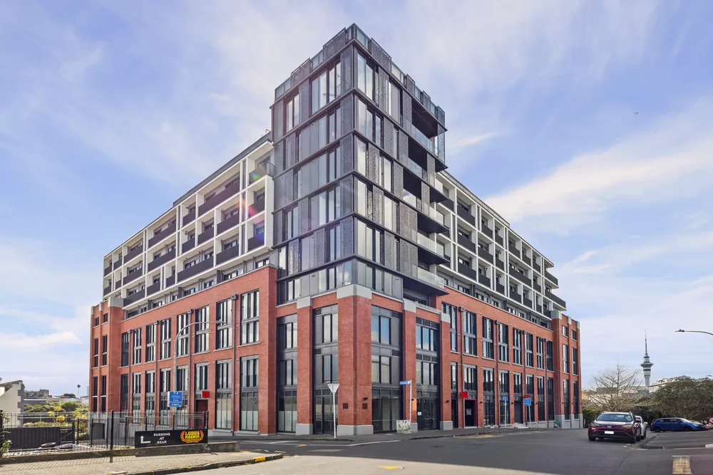 Photos of 414/59 France Street South