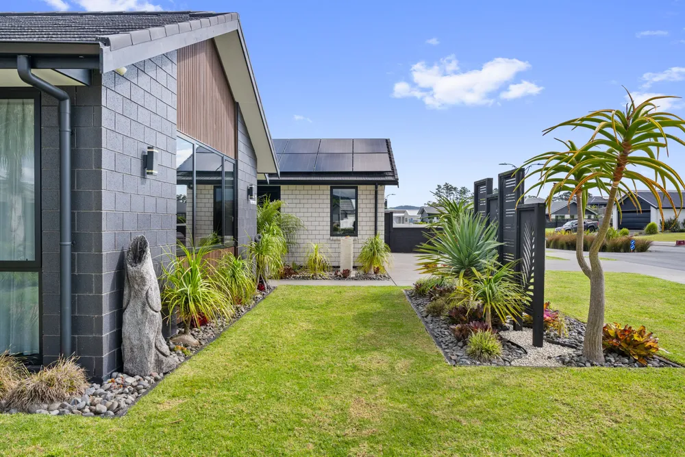 Photos of 71 Stace Hopper Drive