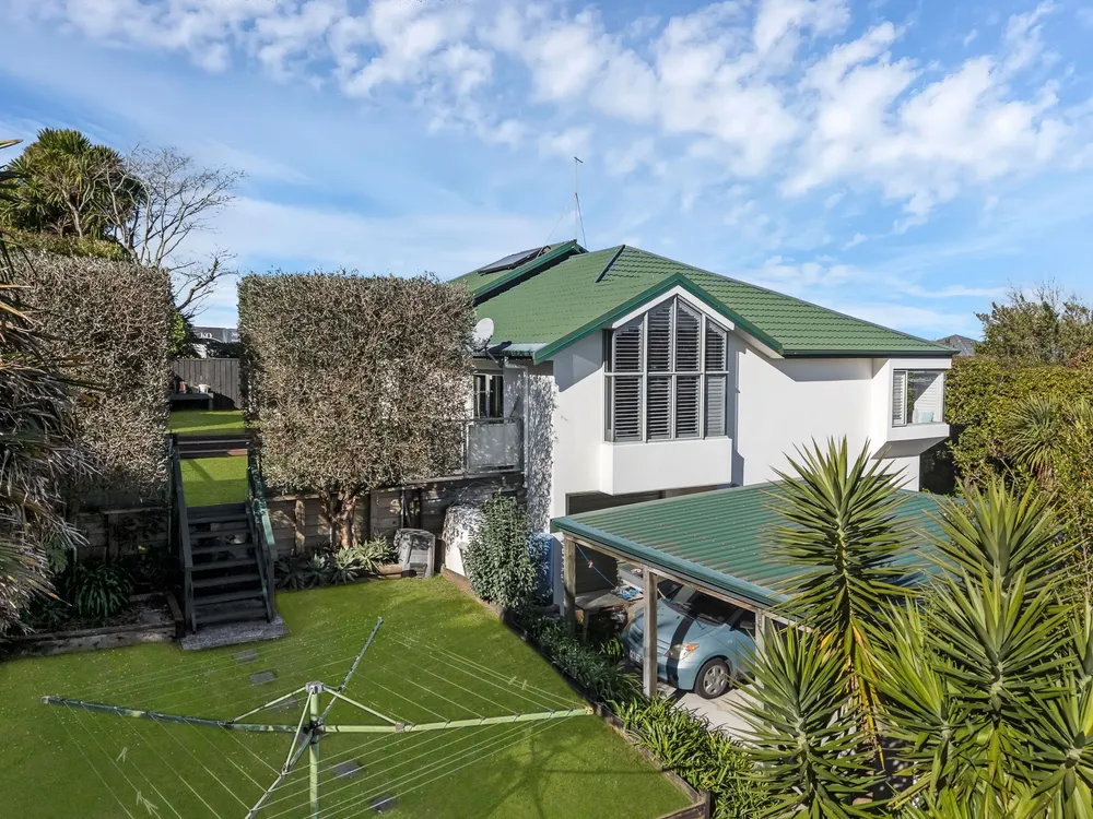 Photos of 30 Ngahere Road