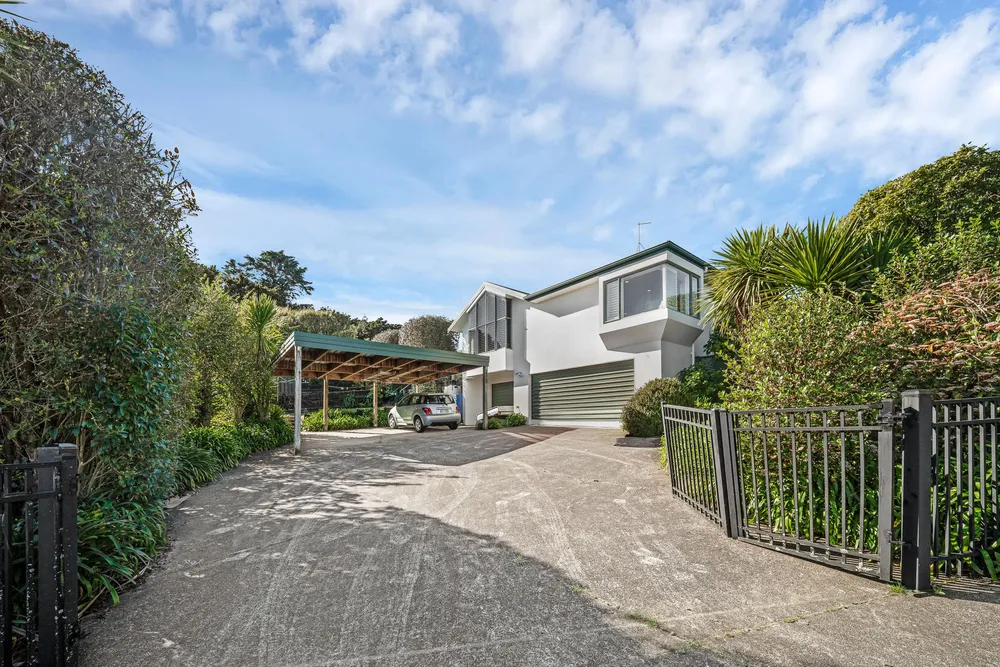 Photos of 30 Ngahere Road