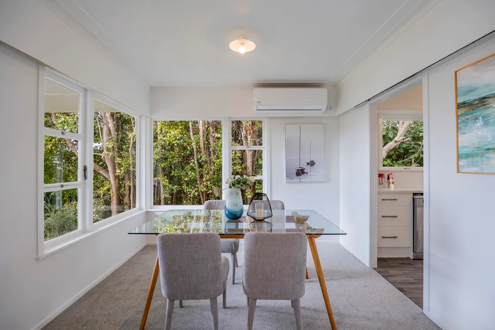Photos of 1/221 Wairau Road