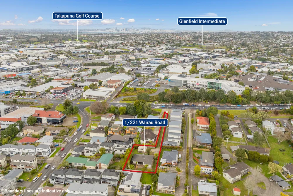 Photos of 1/221 Wairau Road
