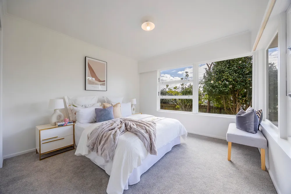 Photos of 1/221 Wairau Road