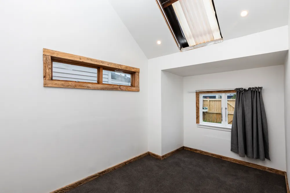Photos of 1/106 Huxley Street