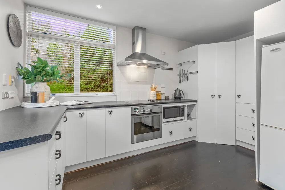 Photos of 2/35 Huron Street