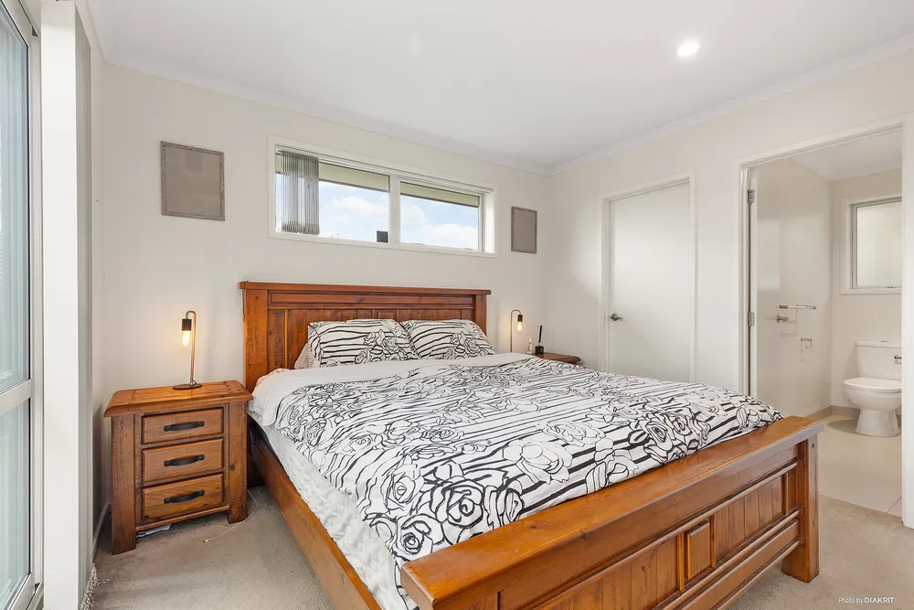 Photos of 26 Martindale Lane