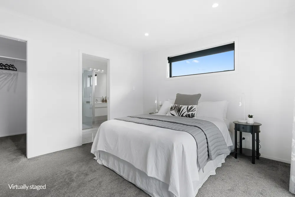 Photos of 4 May Grove Lane