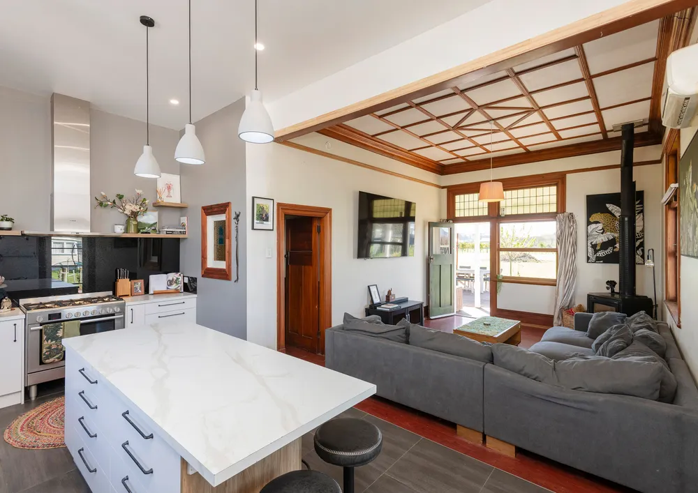 Photos of 144 Seddon Street