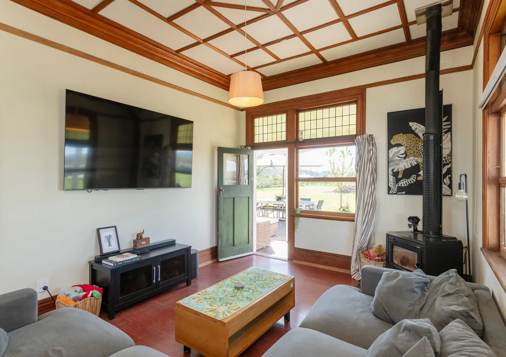 Photos of 144 Seddon Street