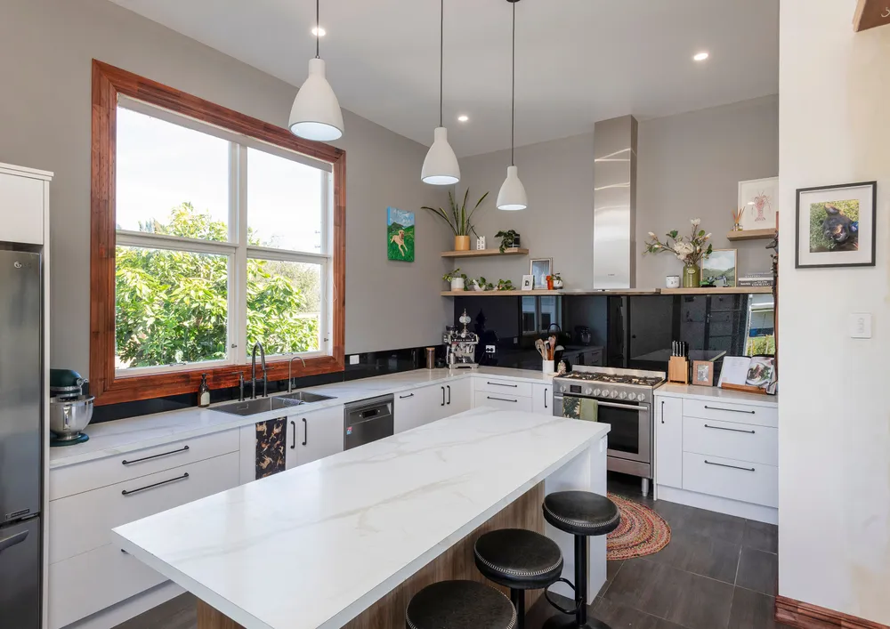 Photos of 144 Seddon Street