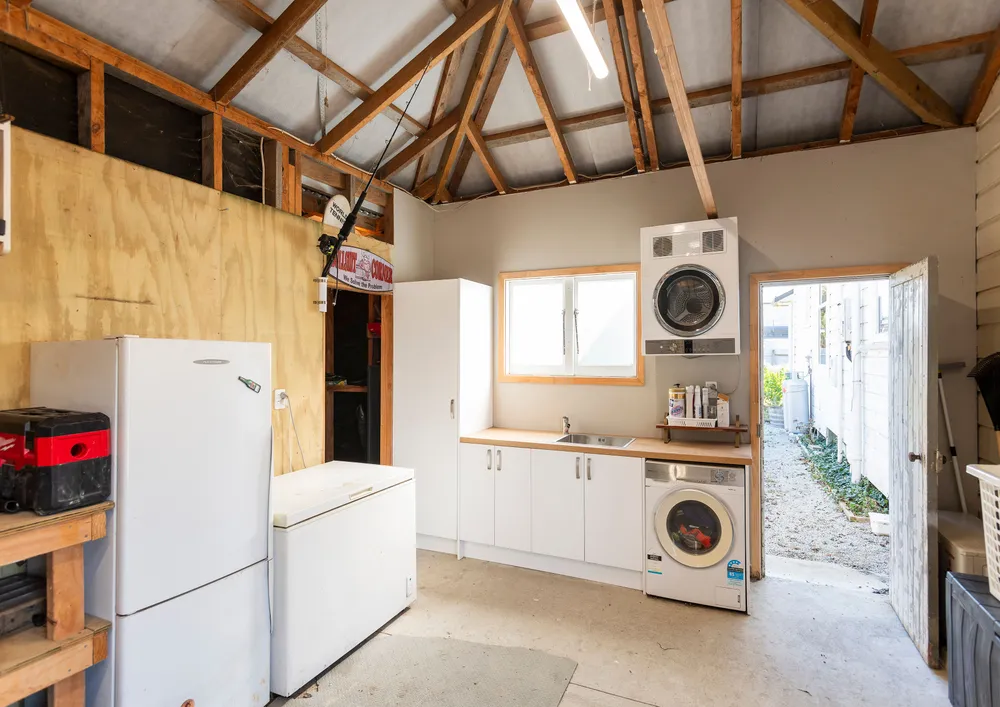 Photos of 144 Seddon Street