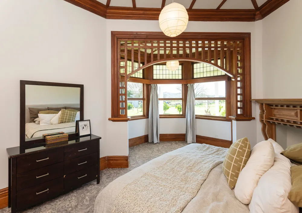 Photos of 144 Seddon Street