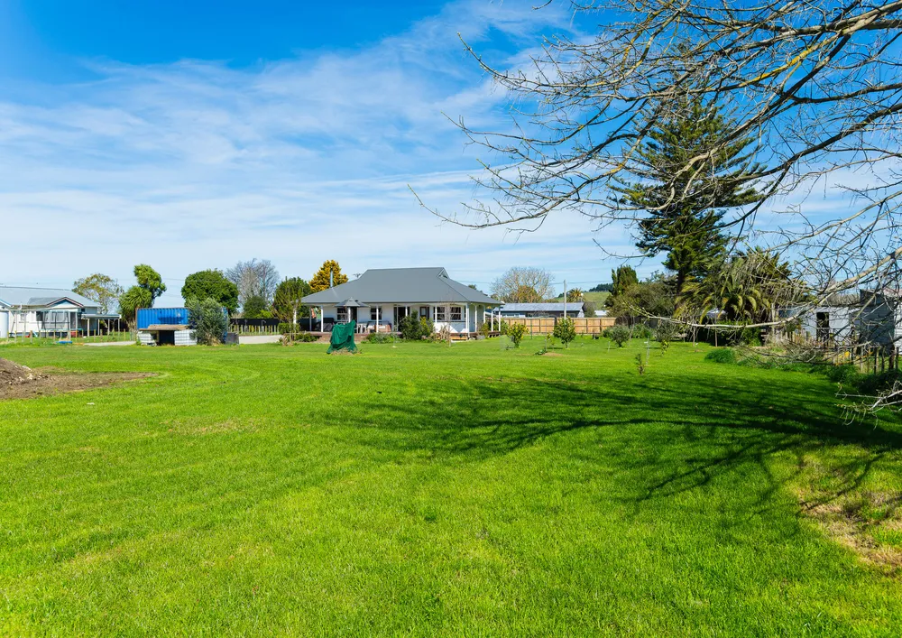 Photos of 144 Seddon Street