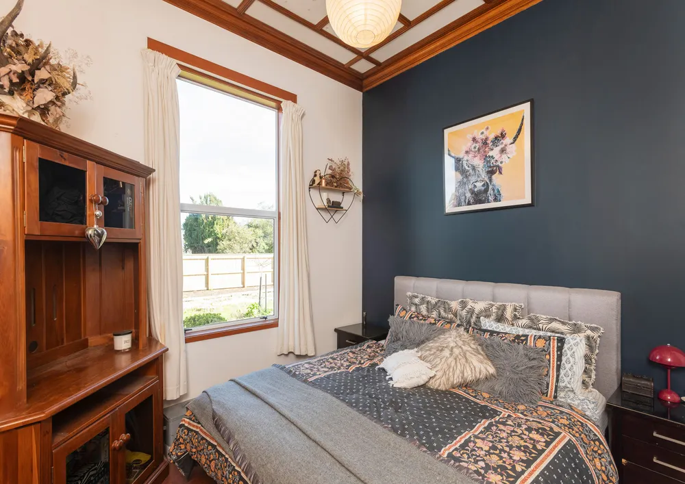 Photos of 144 Seddon Street