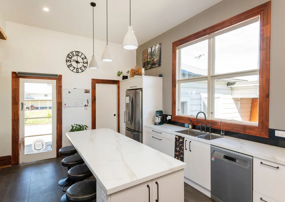 Photos of 144 Seddon Street