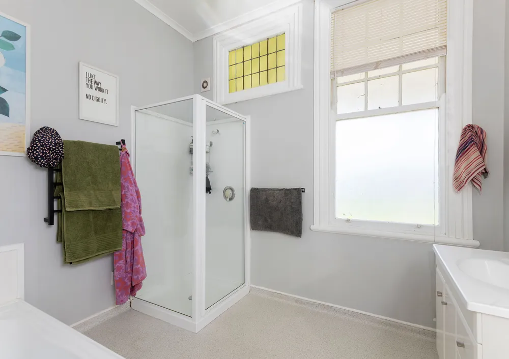 Photos of 144 Seddon Street