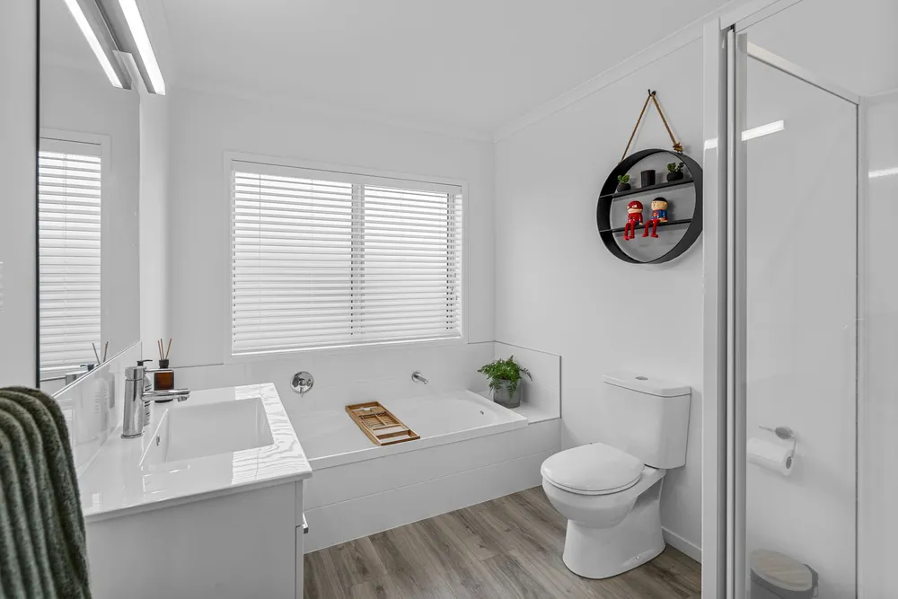 Photos of 10 Piata Street