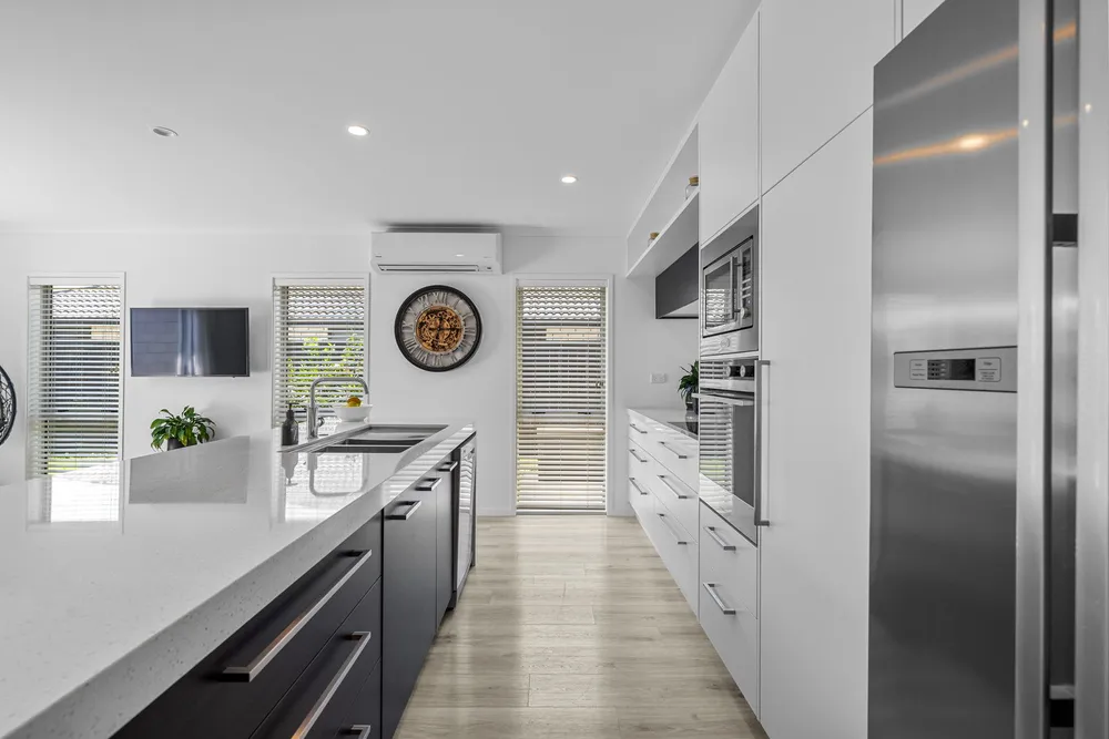 Photos of 10 Piata Street
