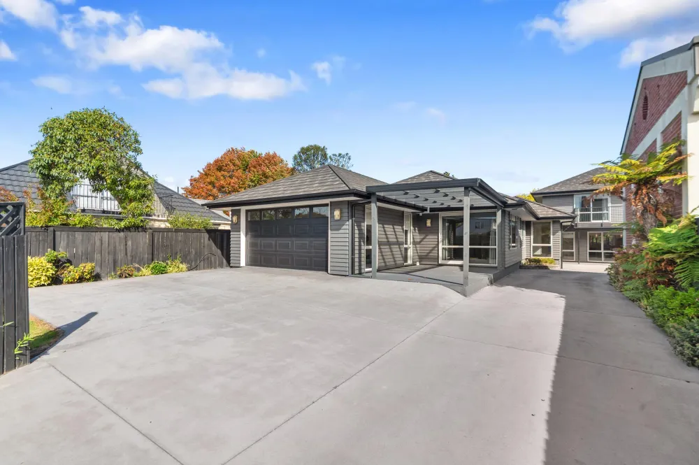 Photos of 87 Wairakei Road
