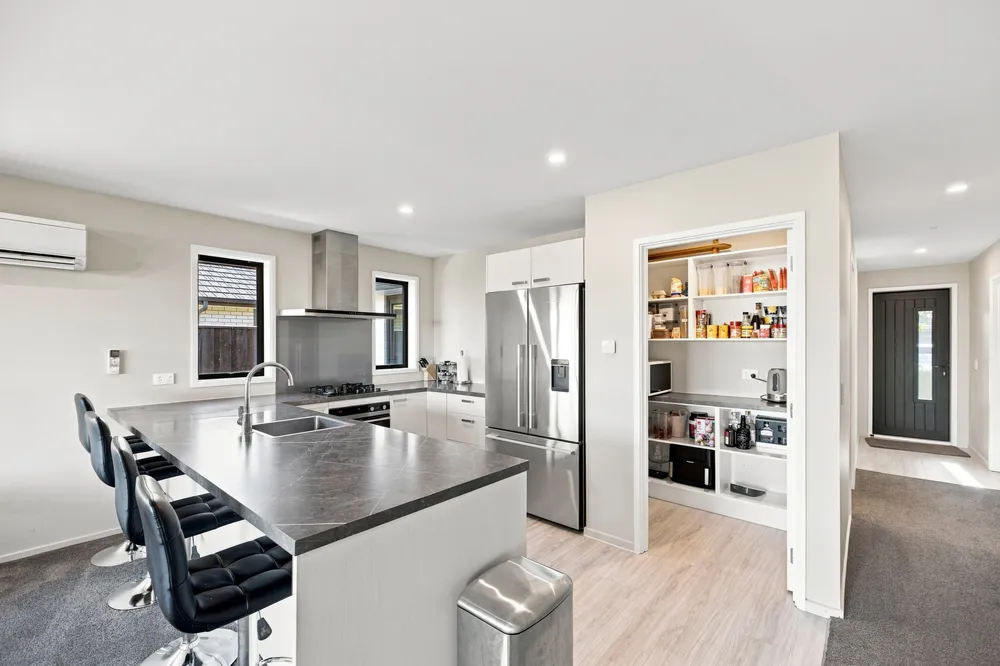 Photos of 4 Hollows Lane