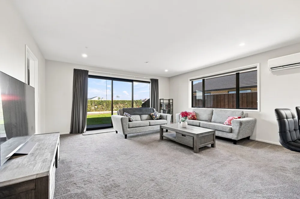 Photos of 4 Hollows Lane