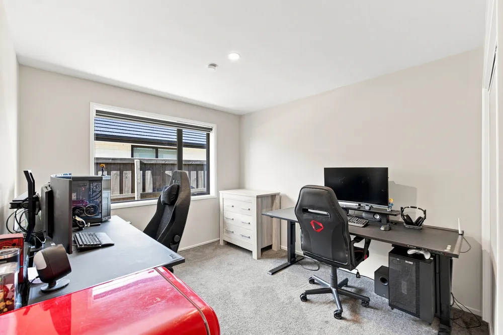 Photos of 4 Hollows Lane