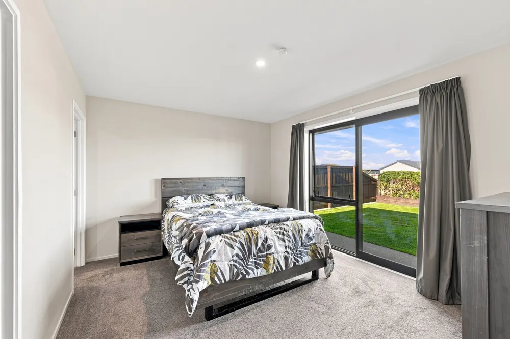 Photos of 4 Hollows Lane
