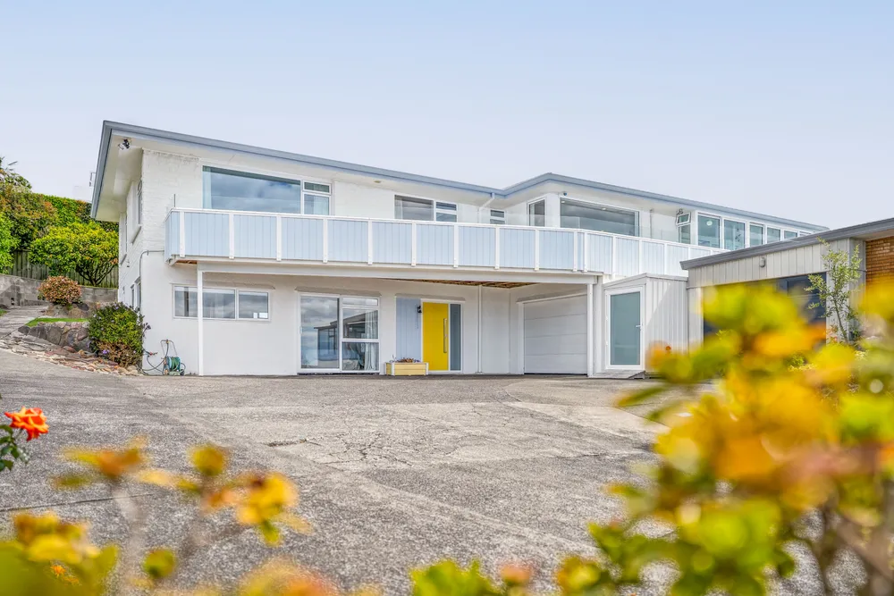 Photos of 17 Seaview Road