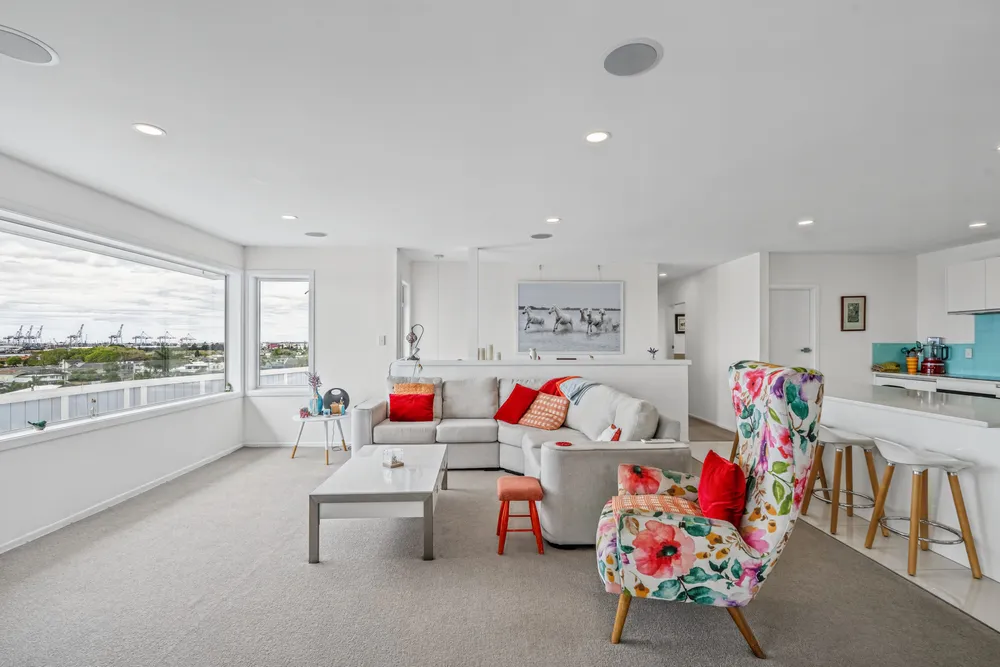 Photos of 17 Seaview Road