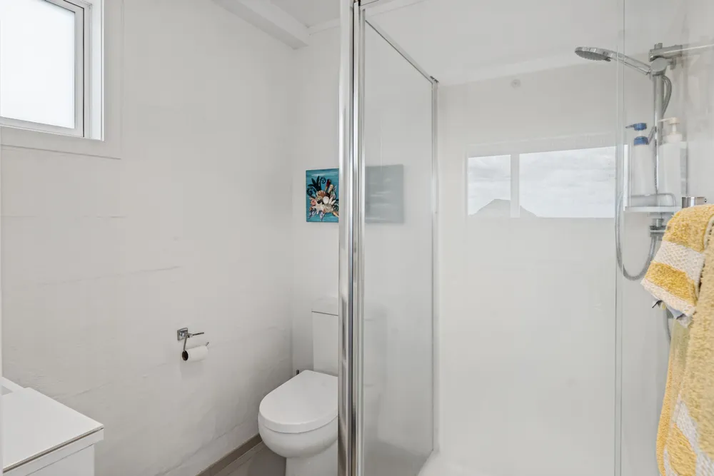 Photos of 17 Seaview Road