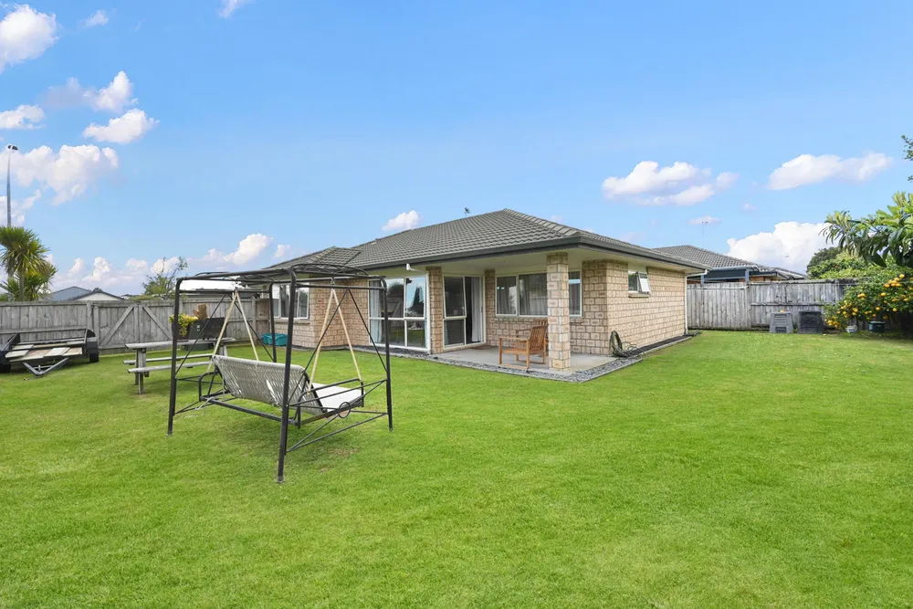 Photos of 31 Thomas Road