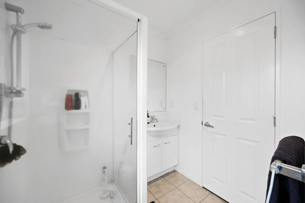 Photos of 31 Thomas Road