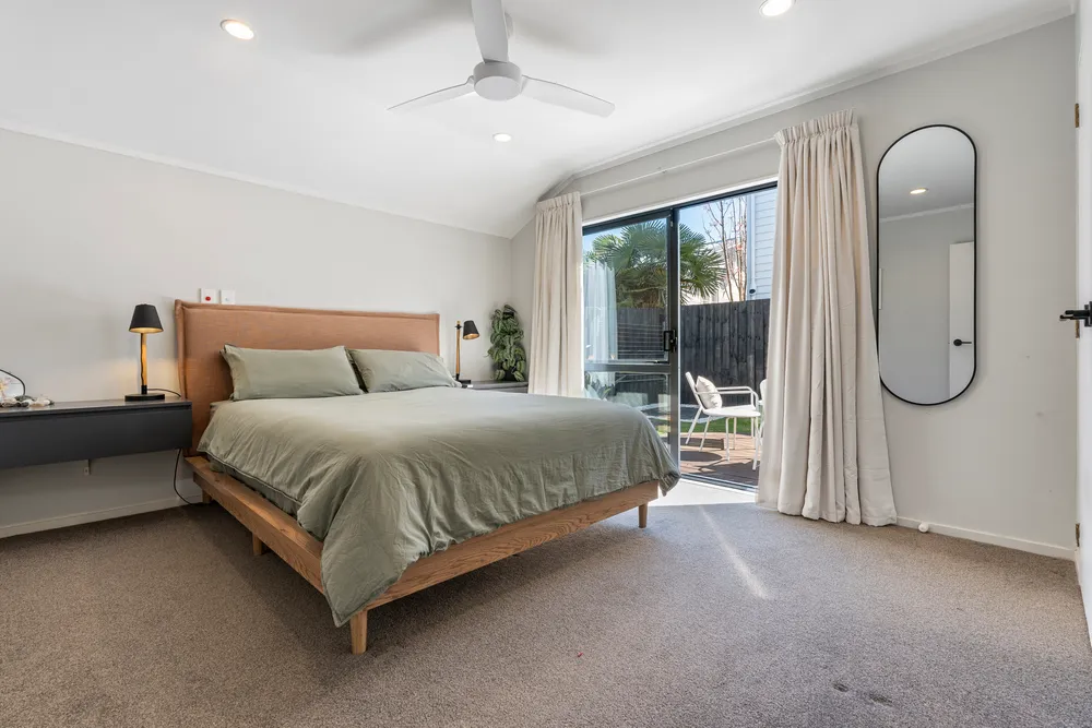 Photos of 11A Waddell Avenue