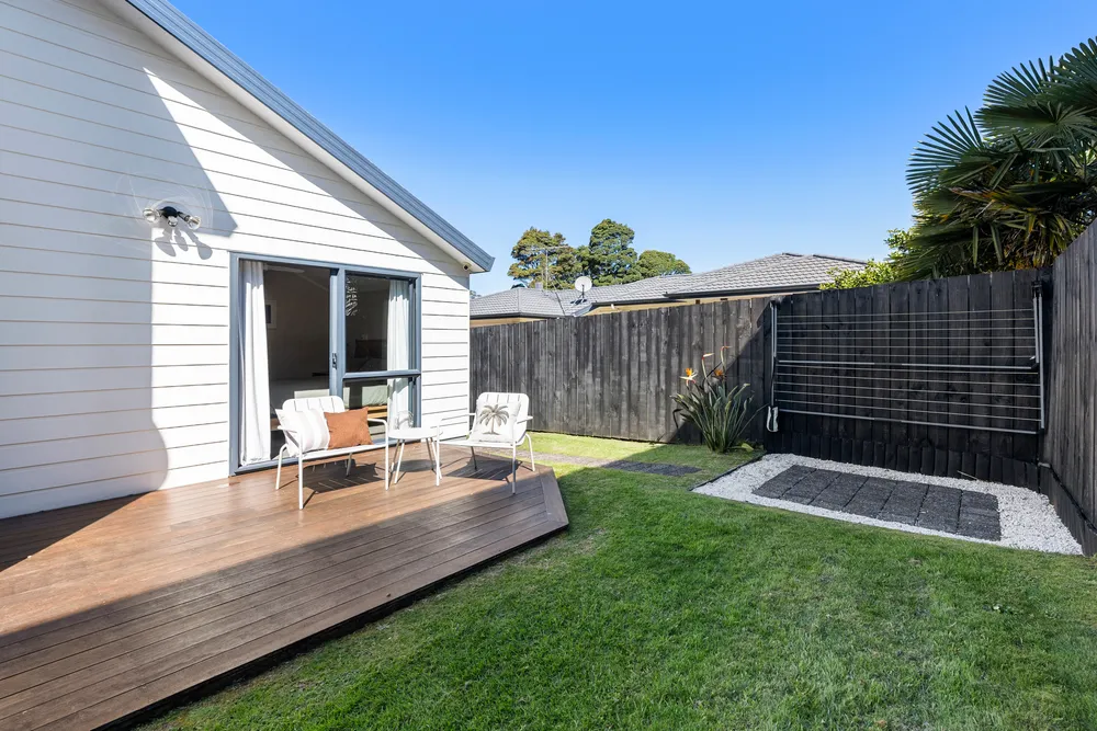 Photos of 11A Waddell Avenue